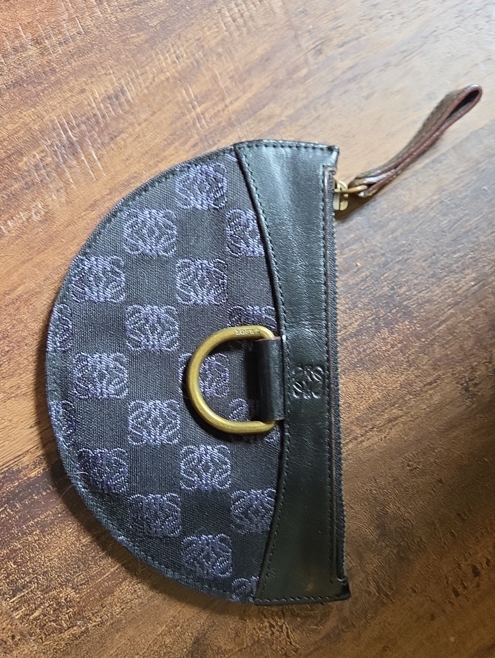 Loewe Black and Dark Gray Half Moon Zip Card Holder with Gold Ring